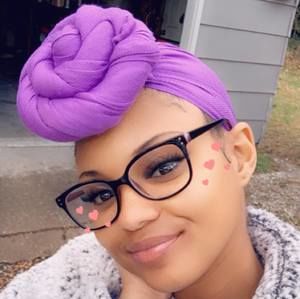 Meet your Posher, Antoinette